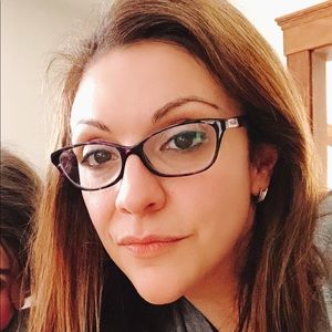 Meet your Posher, Manuela